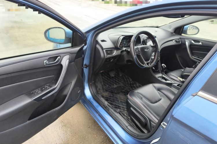 Used Chery Arrizo 5 2016 1.5L CVT Trendsetting Edition Driver Seat