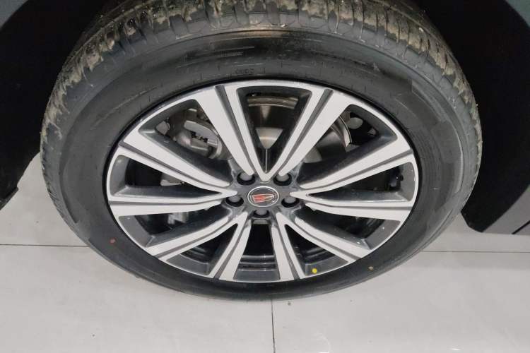 Used Hongqi HS7 PHEV 2025 Model 2.0T PHEV Four-Wheel Drive 2 Millionth Anniversary Edition—7 Seats
