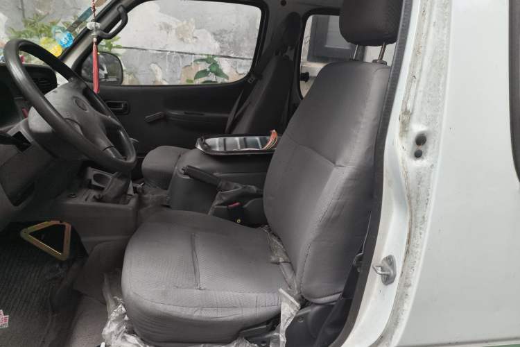 Used Jinbei Hiace 2014 2.0L 5th Generation Kuaiyunwang Business Version 4G19