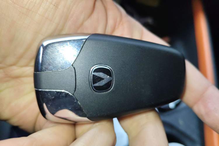 Used Changan UNI-V 2022 1.5T Prestige Version
