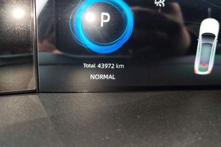 Used CHANGAN UNI-V 2022 1.5T Prestige Version Odometer Close Up