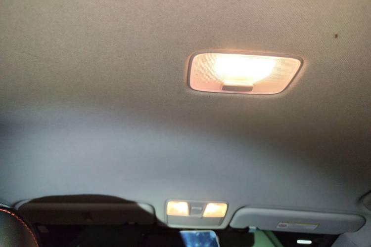 Used Hyundai Elantra (5th Generation / Langdong) 2012 1.6L Automatic Fashion Edition
