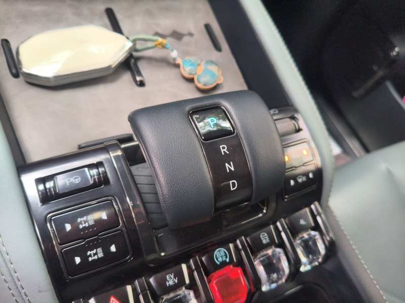 Used Formula Leopard 5 2023 Navigator Edition — 15