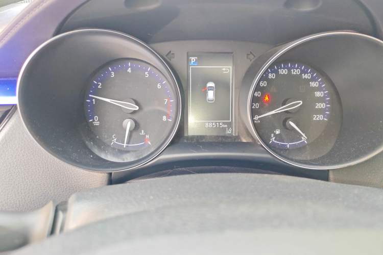 Used Toyota IZOA 2018 2.0L Yichi Version China VI Standard Odometer Close Up