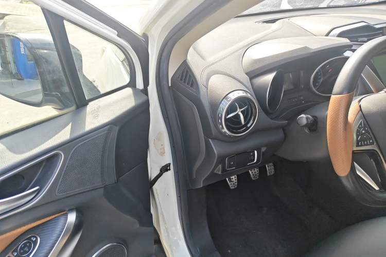 Used BYD Yuan 2016 1.5L Manual Luxury Model