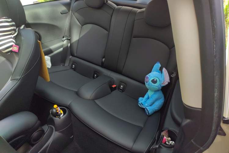 Used MINI 2022 1.5T COOPER Artist
