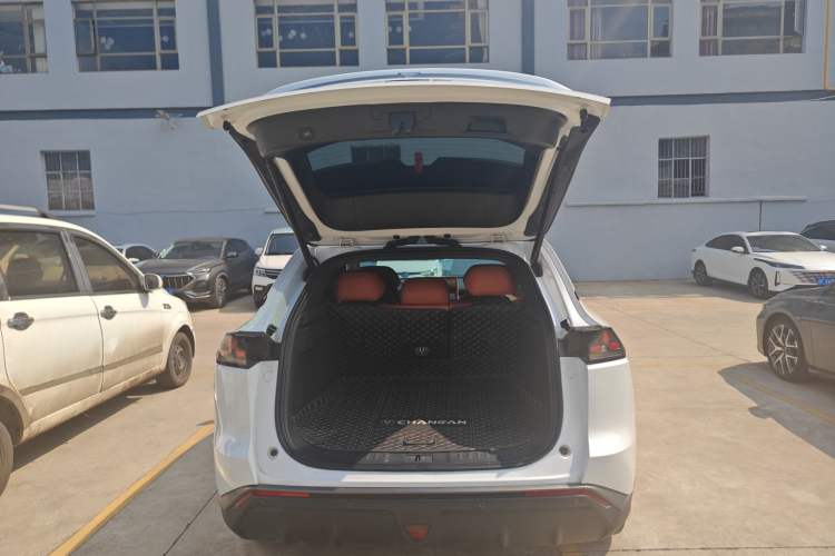 Used Deepal S07 2023 200Max Range-Extended Version Trunk