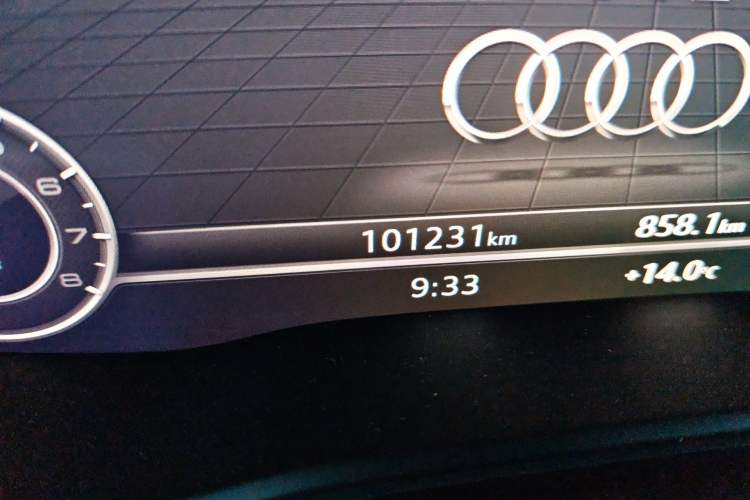 Used Audi A4L 2019 40 TFSI Fashion Edition China VI Emission Standard