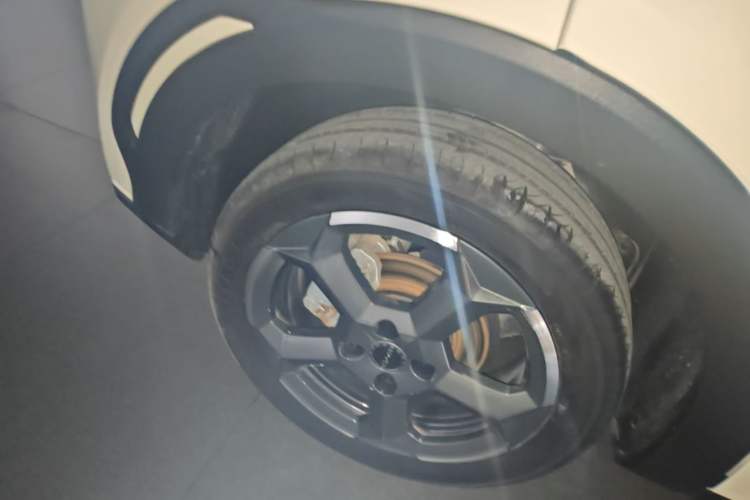 Used BYD Seagull 2023 Flying Edition Right Rear Wheel Hub