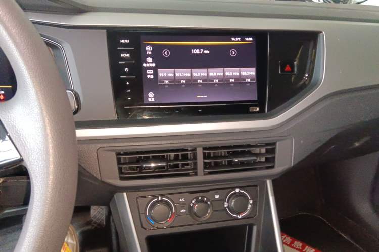 Used Volkswagen Polo 2023 Revised Plus 1.5L Automatic Panoramic Enjoyment Edition Audio And AC Panel