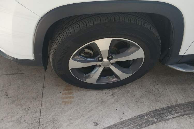 Used Jeep Cherokee 2019 2.0T 2WD Enjoyment Edition China V
