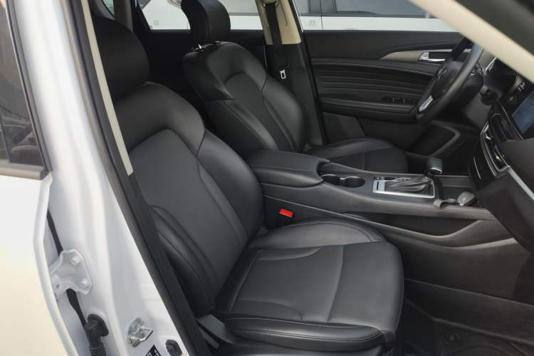 Used CHANGAN CS35PLUS 2020 1.4T DCT Yue Lian Blue Whale Edition
