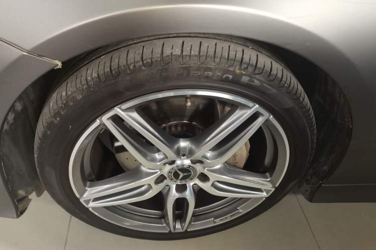 Used Mercedes-Benz E-Class 2019 E 200 4MATIC Coupe
