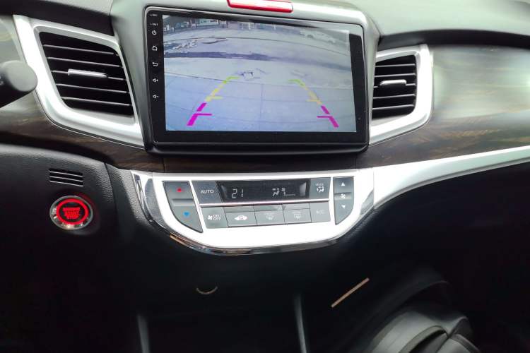 Used Honda Jade 2017 1.8L automatic Comfort version 5 seats