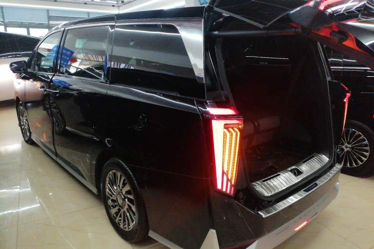 Used GAC Trumpchi M8 2023 Zongshi Series 400T Flagship Edition