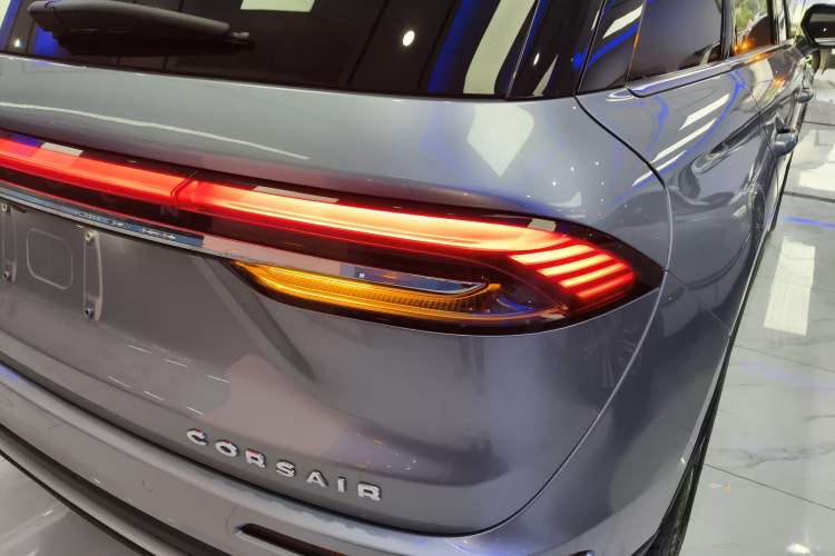 Used Lincoln Corsair 2023 2.0T Two-Wheel Drive Luxury Edition Exterior 3