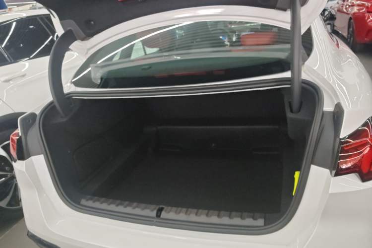 Used BMW M235L 2025 M235L Trunk