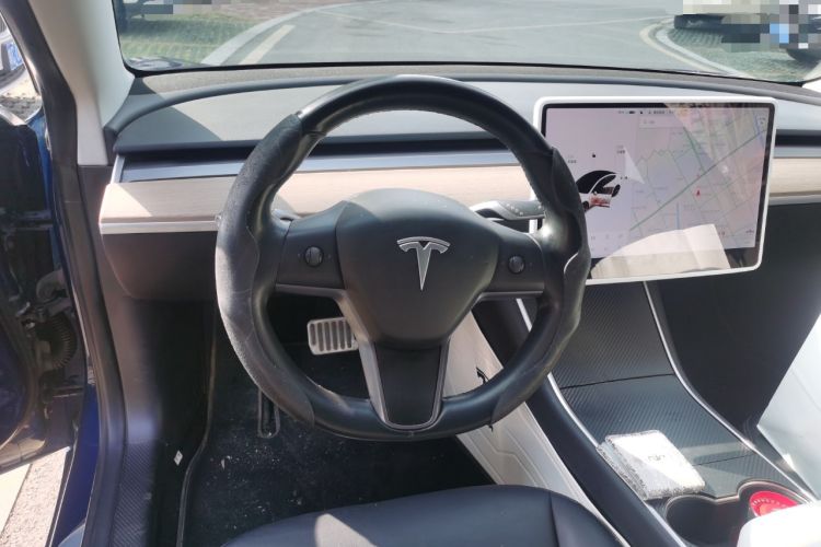 Used Tesla Model 3 2019 Long-Range Rear-Wheel-Drive Version