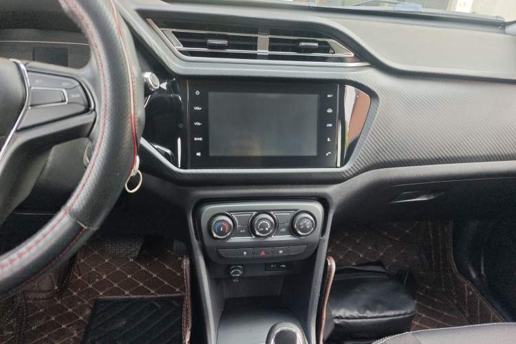 Used Chery Tiggo 3X 2018 1.5L Automatic Elite Edition Audio And AC Panel