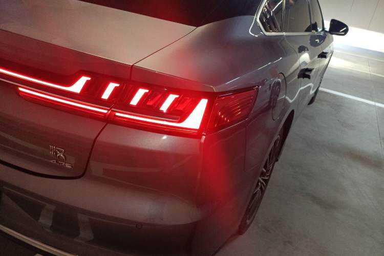 Used BYD Han 2020 DM Four-Wheel Drive Performance Edition Luxury Model
