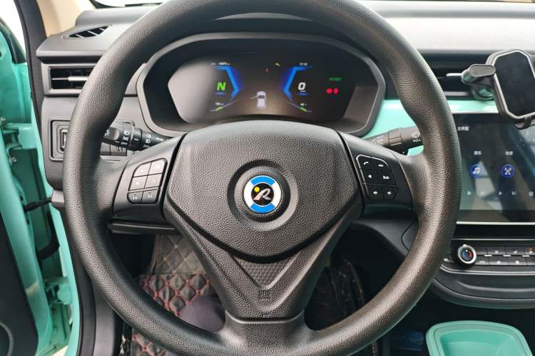 Used Brilliance Xinri i03 2022 Youth Edition 31.45 kWh Steering Wheel