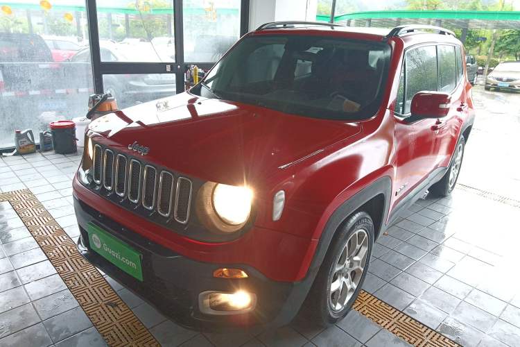 Used Jeep Renegade 2017 180T Automatic High-Energy Version