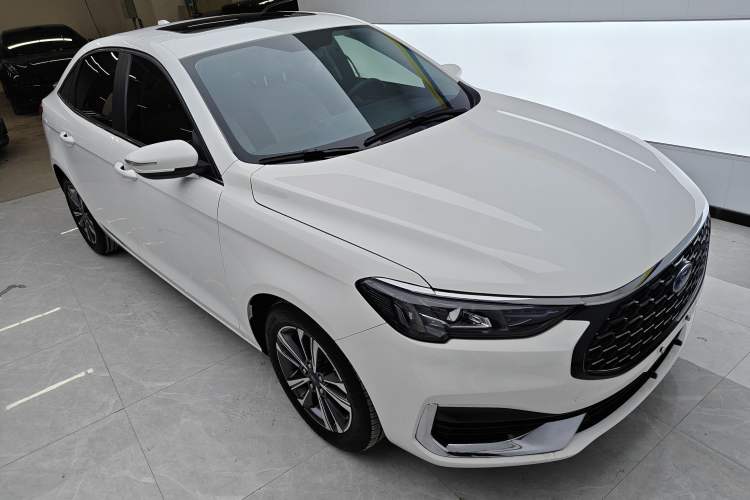 Used Ford Escort 2021 1.5L Automatic Diamond Edition
