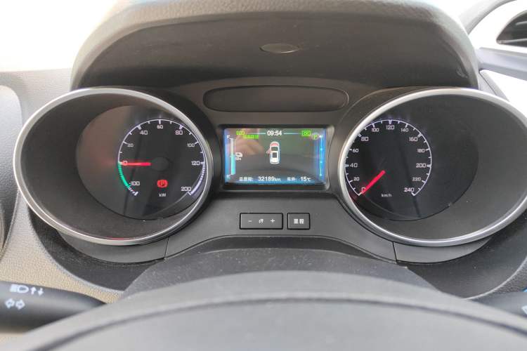 Used BYD Yuan New Energy 2019 EV360 Smart Connect Leading Model
