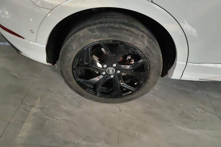 Used Audi Q3 2021 35 TFSI Fashion Dynamic Model