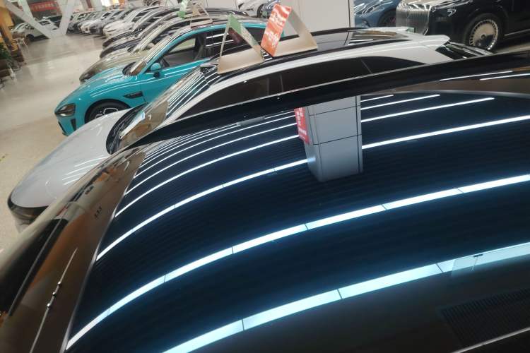 Used XPeng G9 2022 702 Pro Roof