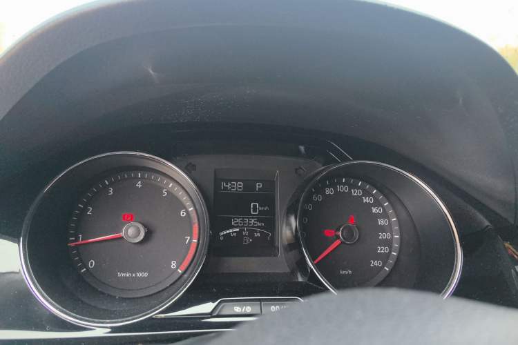 Used Volkswagen Bora 2013 1.6L Automatic Comfort Model Instrument Cluster