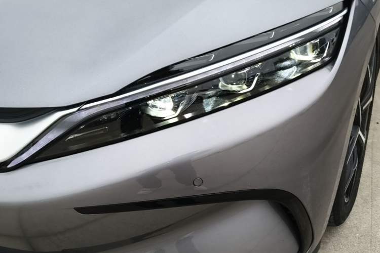 Used BYD Han 2022 EV Genesis Edition 715 km Front-Wheel-Drive Flagship Model
