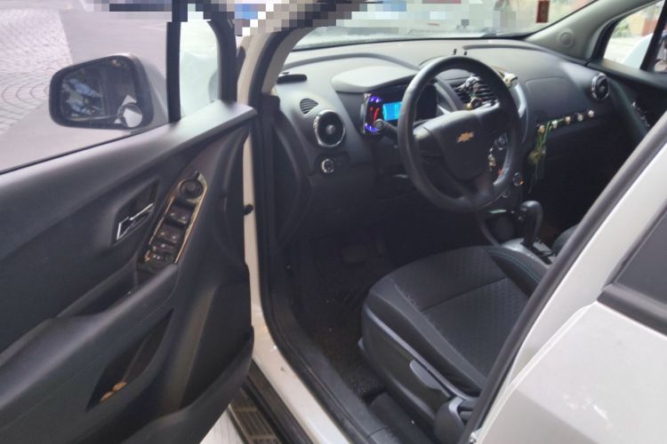 Used Chevrolet Trax 2016 1.4T Automatic Two-Wheel Drive Comfort Version with Sunroof