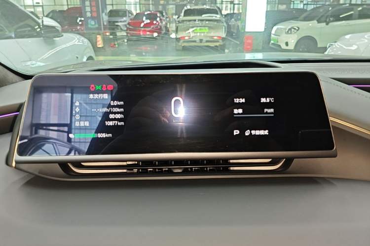 Used Hyptec HL 2025 700 Ultra Six-Seater All-Wheel-Drive LiDAR Version