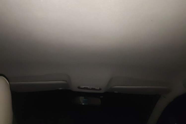 Used Nissan Qashqai 2011 2.0 XL Fire CVT 2WD Headliner