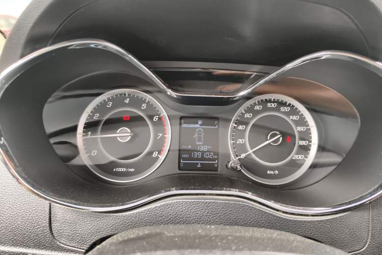 Used Baojun 560 2015 1.8L manual Comfort trim level
