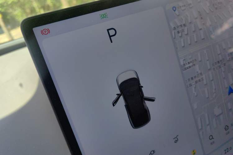 Used Li Auto i6 2025 Model Two-Wheel-Drive Standard Type Instrument Cluster