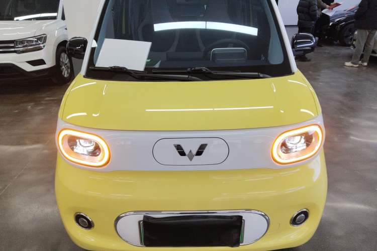Used Wuling Hongguang MINIEV 2024 3rd Generation 215km Youth Edition