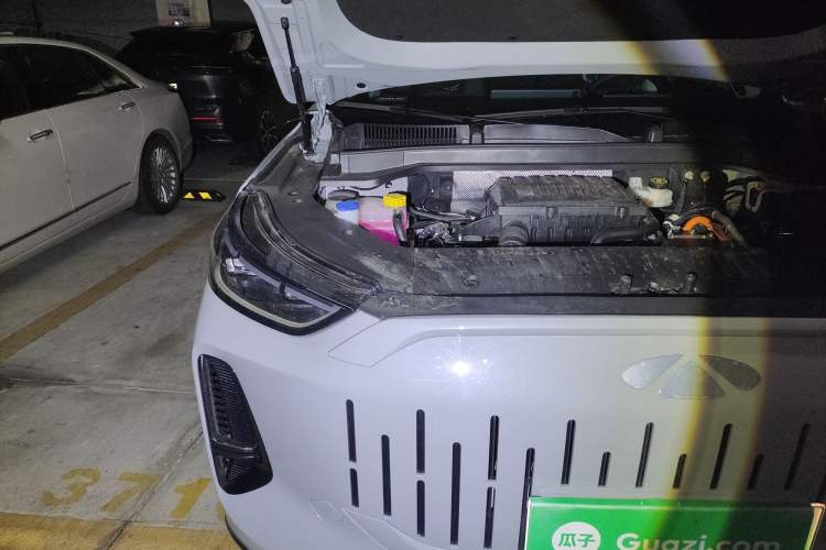 Used Chery Fengyun T9 2025 120 Long-Range Luxury Version 7 Seats Lithium Iron Phosphate