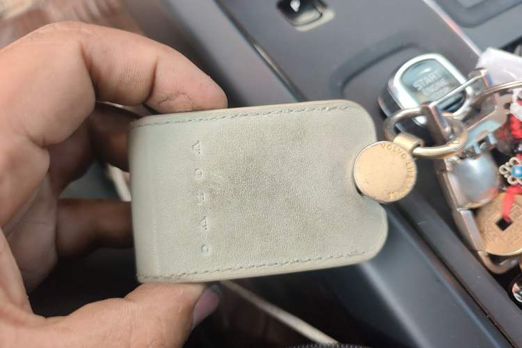 Used Volvo XC60 2022 B5 4x4 Zhiyi Luxury Edition