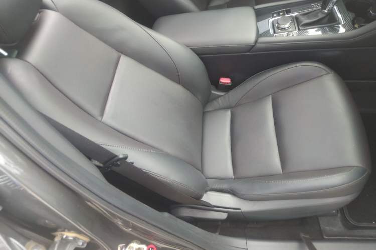 Used Mazda 3 Axela 2020 2.0L Automatic Zhiya Edition
