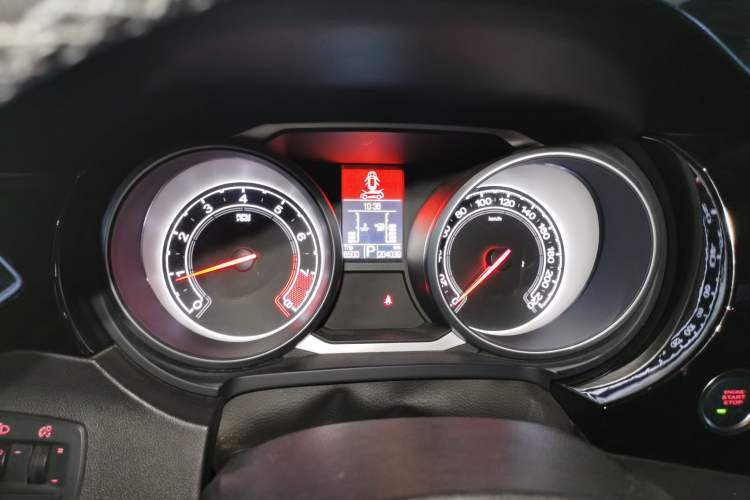 Used MG GS 2015 1.5TGI TST Luxury Edition Instrument Cluster