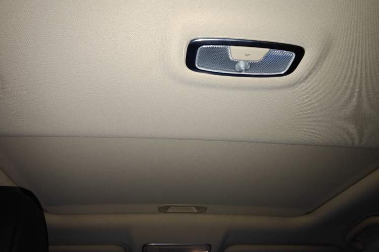 Used CHANGAN Ruicheng CC 2021 Blue Whale Edition 1.5T DCT Luxury Model Headliner