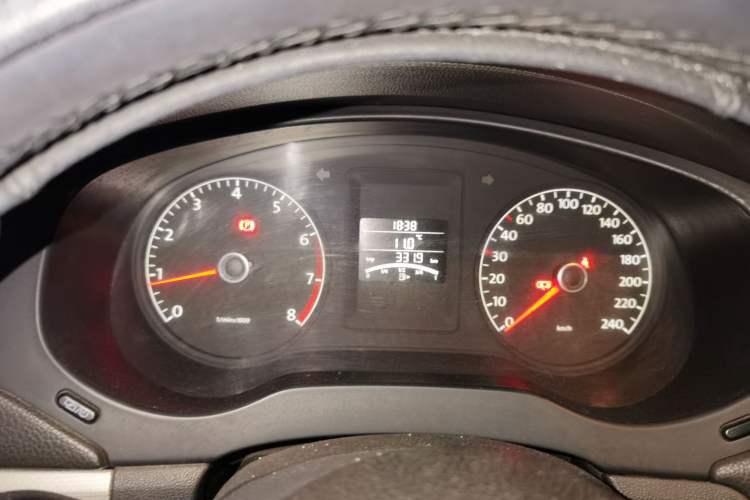 Used Volkswagen Sagitar 2014 1.6L Manual Comfort Model
