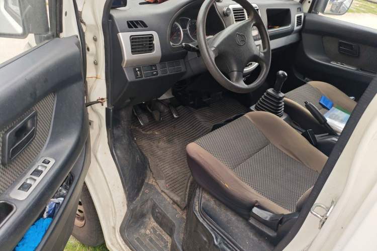 Used CHANGAN KAICHENG Star 9 2015 1.5L Base Version 4G15S Driver Seat