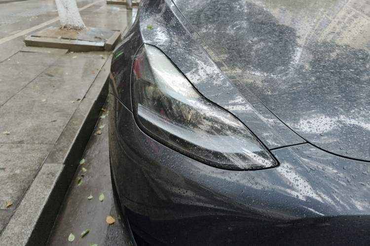 Used Tesla Model Y 2024 Rear-Wheel-Drive Version