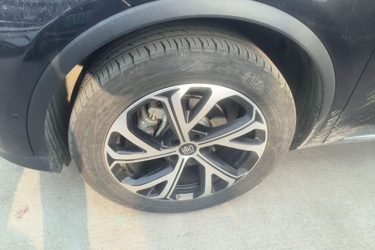 Used BYD Tang New Energy 2025 DM-i 115KM Flagship Model Left Front Wheel Hub