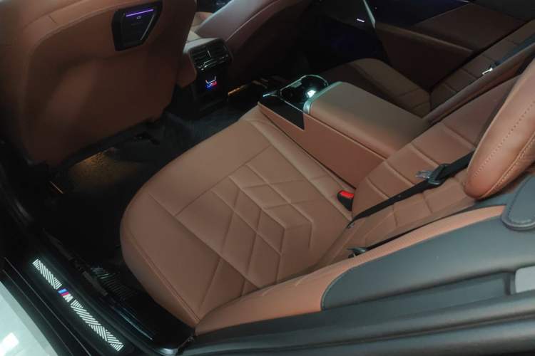 Used BMW 5 Series 2024 530Li Leading Model M Sport Package