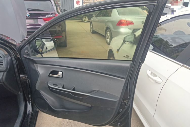 Used Kia K2 2012 Sedan 1.4L Automatic GLS Commemorative Edition