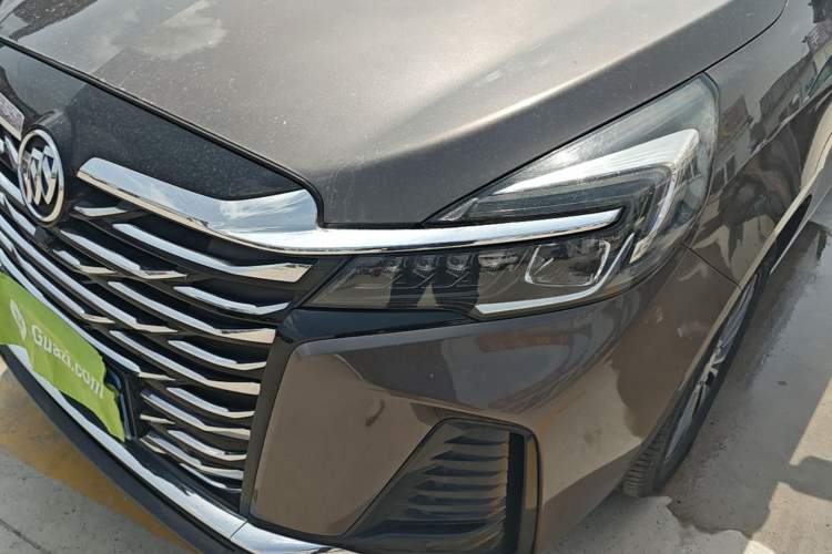 Used Buick GL8 2023 Land Executive Class Smart Enjoyment Model
